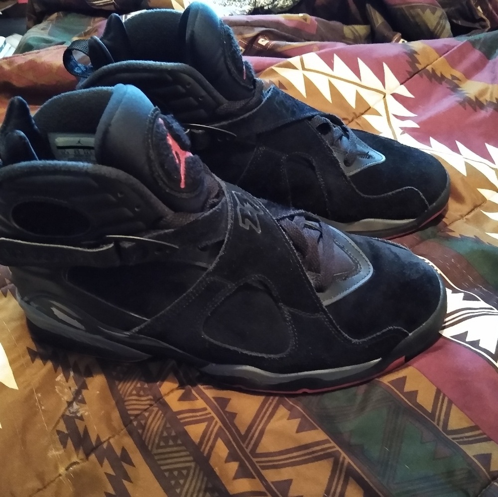 Air Jordan 8 Bred